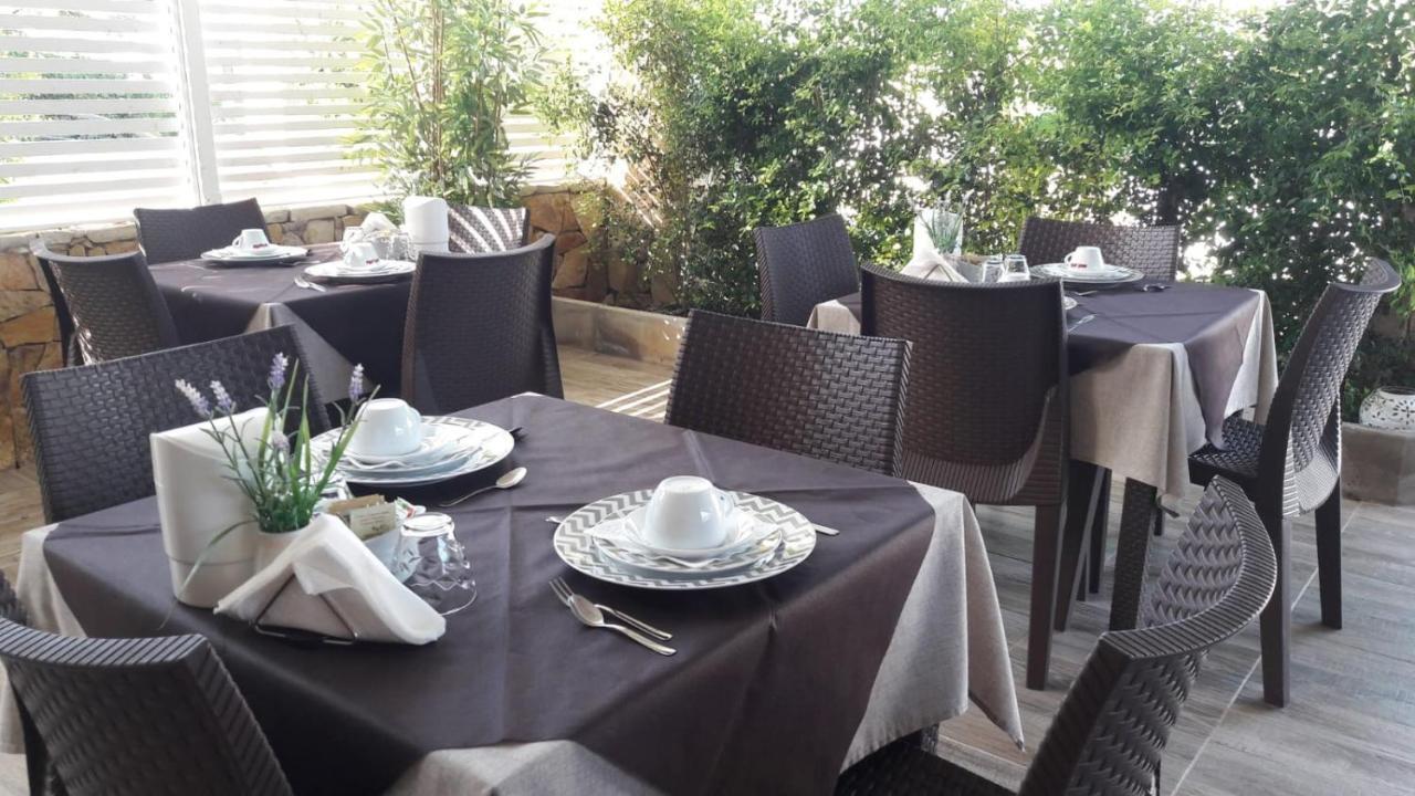 Couette-café Punta Stilo *